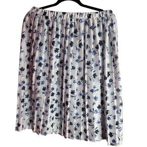 Floral Blue and White Skirt Size 14P Womens